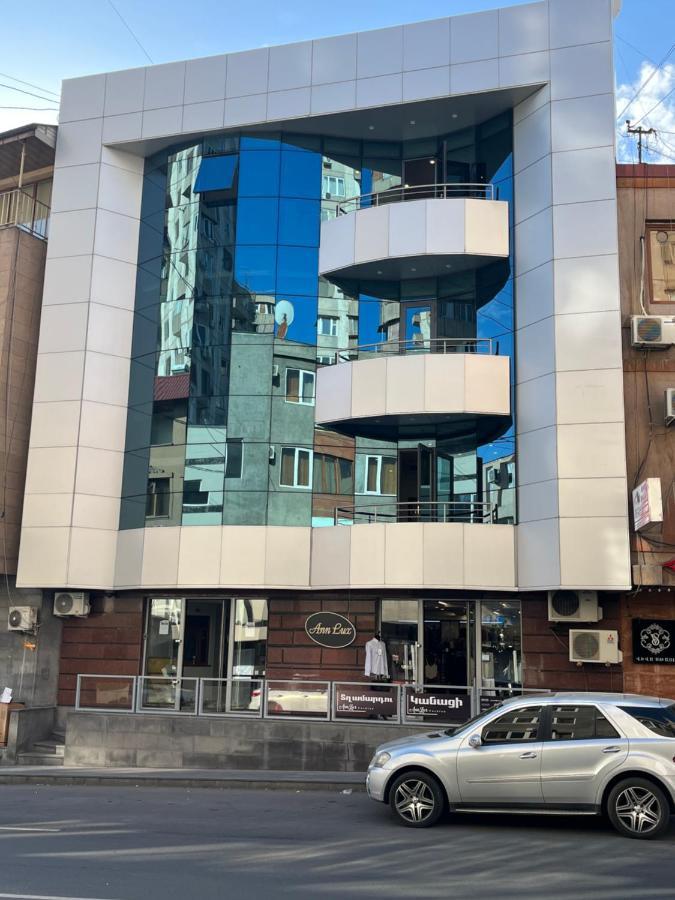 Friendly Hotel Γιερεβάν Εξωτερικό φωτογραφία