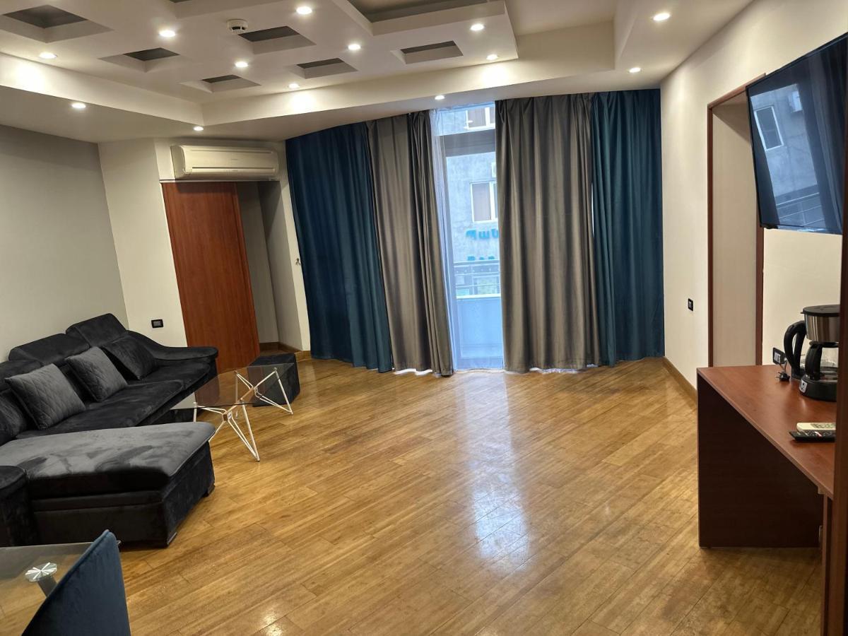 Friendly Hotel Γιερεβάν Εξωτερικό φωτογραφία